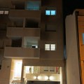Muškarac i žena stradali u požaru na Zvezdari Vatrogasci razvalili vrata i zatekli tela na krevetu