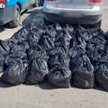 Carinici pronašli 140 kilograma rezanog duvana u gepeku automobila
