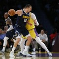 Jokić vodio Denver u generalnoj probi protiv Lejkersa VIDEO