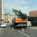 Nevreme zahvatilo Kragujevac, RHMZ izdao upozorenje za noćas i sutra