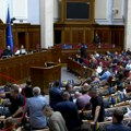 Tuča u ukrajinskom parlamentu Sevale pesnice u prenosu uživo na državnoj televiziji!