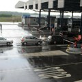Kiša otežava vožnju, na granici u Batrovcima čeka se dva sata