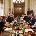 Od Đilasovih pudlica do Vučićeve lažne opozicije