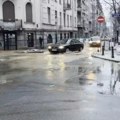 Potop na Vračaru: Pukla vodovodna cev u Golsvordijevog