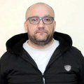 Ako ste videli ovog čoveka, odmah pozovite policiju! Predstavljao se kao pripadnik BIA i MUP, pa ojadio građane za 12 miliona