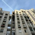Požar na Novom Beogradu zbog telefona na punjaču? Električar upozorio šta nikako ne smete da radite: "Ako se ovo desi, odmah…