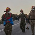 (Видео) Ватрогасци остали заробљени у возилу током гашења пожара у Грчкој, касније су нађена њихова тела: Евакуисано 2.000…