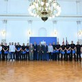 Novi Sad novčano nagradio još 20 vatrogasaca i policajaca