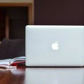 Epl planira uvođenje veštačke inteligencije u Safari, uzdrmana pozicija Gugla