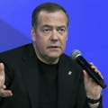 Medvedev: Tampon zona bi mogla da obuhvati skoro celu Ukrajinu ako se nastavi vojna pomoć