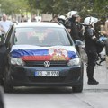 „Kad smo pešačili do Brisela, čika Milomir nas je čekao u svakom gradu i plakao“: Niški studenti pozvali na pomoć prevozniku…