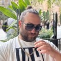 Rasta u suzama nakon puštanja iz pritvora! Evo šta ga je sačekalo kod kuće (Foto)