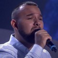 У бекстејџу сви плакали због његовог наступа: Емотивни тренуци у "Звездама Гранда", певач тешио мајку: "Имала је већу трему…