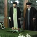 Vrhovni vođa Irana posetio mauzolej vođe Islamske revolucije, Homeinija