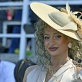 Galop stila i glamura: Posebna atmosfera na 104. srpskom galopskom derbiju na hipodromu (foto)