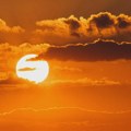 VREMENSKA PROGNOZA: u ponedeljak ekstremno toplo, utorak zahlađenje, jutarnje temperature od 15 dnevne do 36 stepeni…