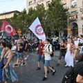 Komemorativni skupovi u Beogradu i Novom Sadu: Okupljeni šetnjom odali počast žrtvama pada nadstrešnice