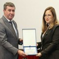 Šari Pakov uručeno priznanje "10. oktobar" povodom Dana opštine Vlasotince