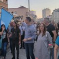 U Novom Sadu održan 13. protest protiv nasilja: Roditelji su ispratili decu u škole krijući svoj strah