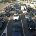 Stanje na putevima: Automobili na Horgošu, na izlazu iz Srbije, čekaju sat vremena, kamioni do četiri sata