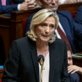 Marin Le Pen tuče kao haubicom Ustanite protiv uzurpacije demokratije