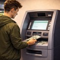 Dok je čekao novu karticu, s računa mu nestalo 220.000 evra: Sud nije imao dilemu, evo kako će se nadoknaditi gubitak