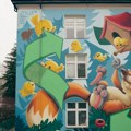 Poruke na zidu koje okupljaju zajednicu: U dvorištu tri škole u Boru oslikan ekološki mural