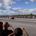 (Video) Dramatično! Pogledajte trenutak kada automobil uleće u gledaoce Nesreća na uličnoj trci u Osijeku