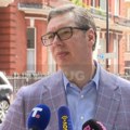 Vučić se obratio iz Londona: Petak veliki dan za Srbiju - Sa Šolcem u Beograd dolazi i glavni šef "Mercedesa" (video)