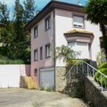 Potresni prizori iz vili strave u kojoj su roditelji držali zaključanu decu: Crteži na krevecu kidaju dušu