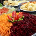 Počistite otrove iz organizma konzumacijom ove salate Kombinacija ova tri sastojka suziće vam struk preko noći