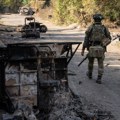 Petoro poginulo u napadu na autobus u Nikopolju; ruski genaral-major ubijen dronom na istoku Ukrajine