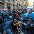 Neredi na ulicama Milana: Mladi u crnom razbijali izloge, policija intervenisala vodenim topovima