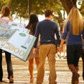 Velika pomoć na putu: Više od 300.000 građana čeka inkluzivni dodatak do 780 evra