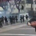 Čvrsta ruka! Tramp izveo vojsku na ulice Los Anđelesa: Prvi put od 1992. godine vojska upotrebljena protiv blokadera u…