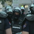 Policija u Čačku demantovala da je demonstrant udaren "bokserom"