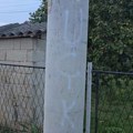 У селу Добротин код Липљана у близини школе и обданишта исписани графити УЧК