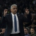 Neubedljivi Efes, Fener stao posle plus 20