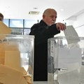 Najnovije istraživanje pred izbore: Dve liste odmakle konkurenciji, nekoliko stranaka na ivici cenzusa
