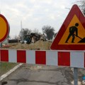 Zatvoren za saobraćaj deo Trga cara Jovana Nenada zbog radova na kanalizaciji