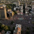Kome se mogu javiti niški učesnici protesta na Slaviji u slučaju privođenja i drugih hitnih slučajeva: Studenti u blokadi