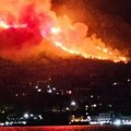 Почела евакуација Драматичне слике из Црне Горе: Ветар разбуктао пламен код Бјеле и Баошића, угрожени људски животи
