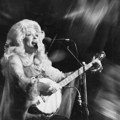 Doli Parton je bila u braku skoro 60 godina, a njen suprug nikada nije želeo da se slika: Ovo je njihova ljubavna priča