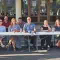 Roditelji i profesori Jovine gimnazije: Direktor ne izvršava sudske odluke, učenici odbijaju onlajn nastavu