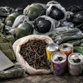 Saznajemo: Uhapšen još jedan pripadnik Veinove grupe, zaplenjeni eksploziv, panciri i oružje (foto)