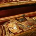Primeri isceljenja Vasilija Ostroškog-sveca koji noću hoda!