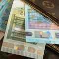 Da li će veći minimalac "vući" i porast ostalih plata Evo šta je pokazala praksa, a na šta stručnjaci upozoravaju