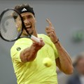 Zverev u polufinalu Štutgarta, i Fric prošao dalje