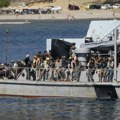 Migranti "preplavljuju" popularno grčko ostrvo: Sve se dešava pred očima turista, od početka godine stiglo njih 9.500