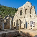 Arheolozi našli misterioznu poruku na ulazu drevne hrišćanske crkve: Vekovima je čekala da bude otkrivena